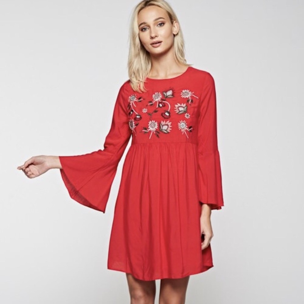 Red Embroidery Long Sleeve Dress